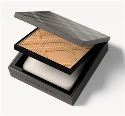 burberry matte glow compact foundation